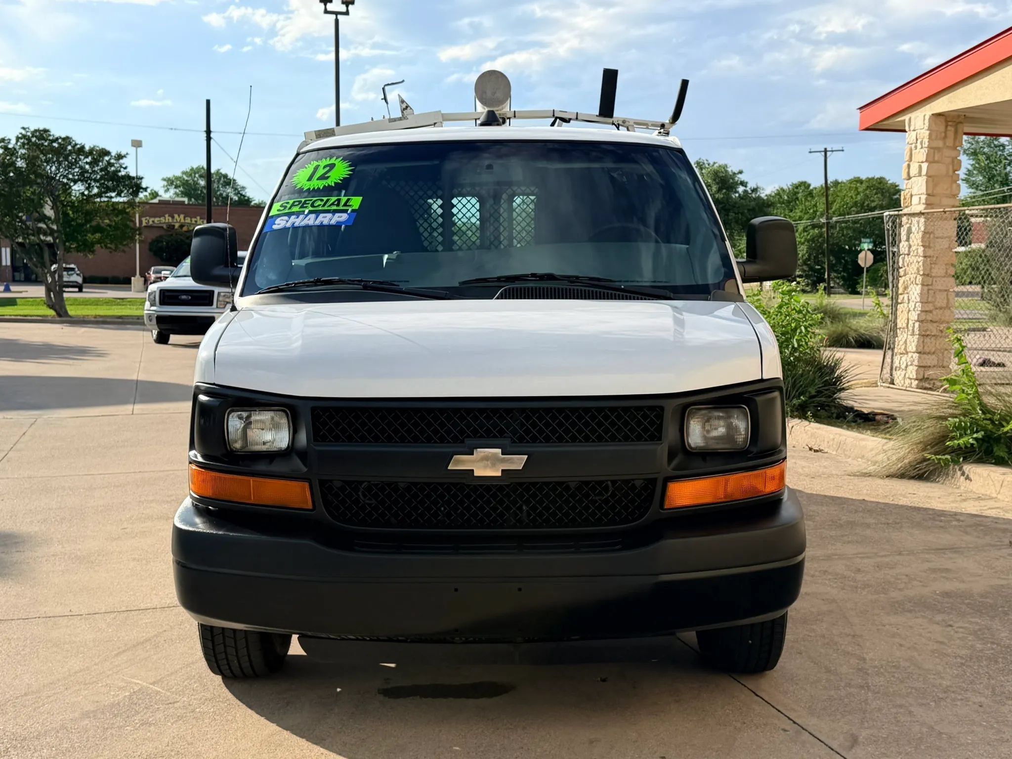 Used 2013 Chevrolet Express 2500 RWD image 8