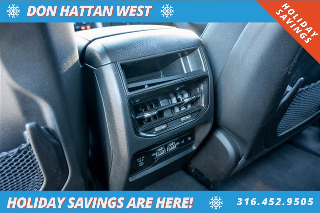 Used 2025 Jeep Grand Cherokee Limited image 22