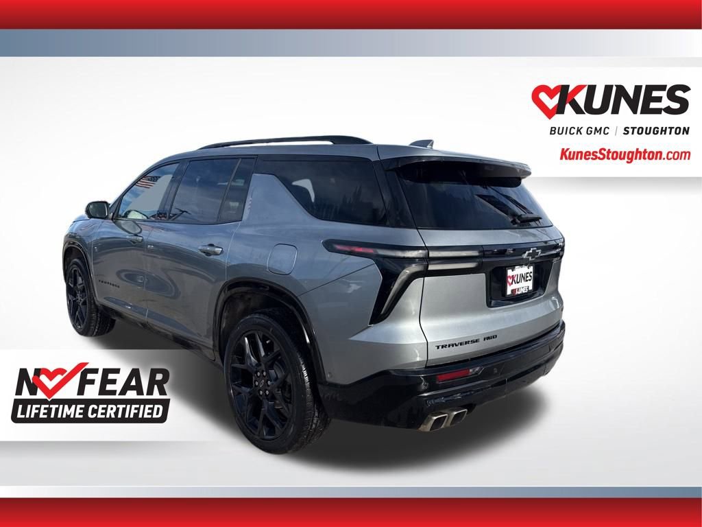 Used 2025 Chevrolet Traverse RS image 9