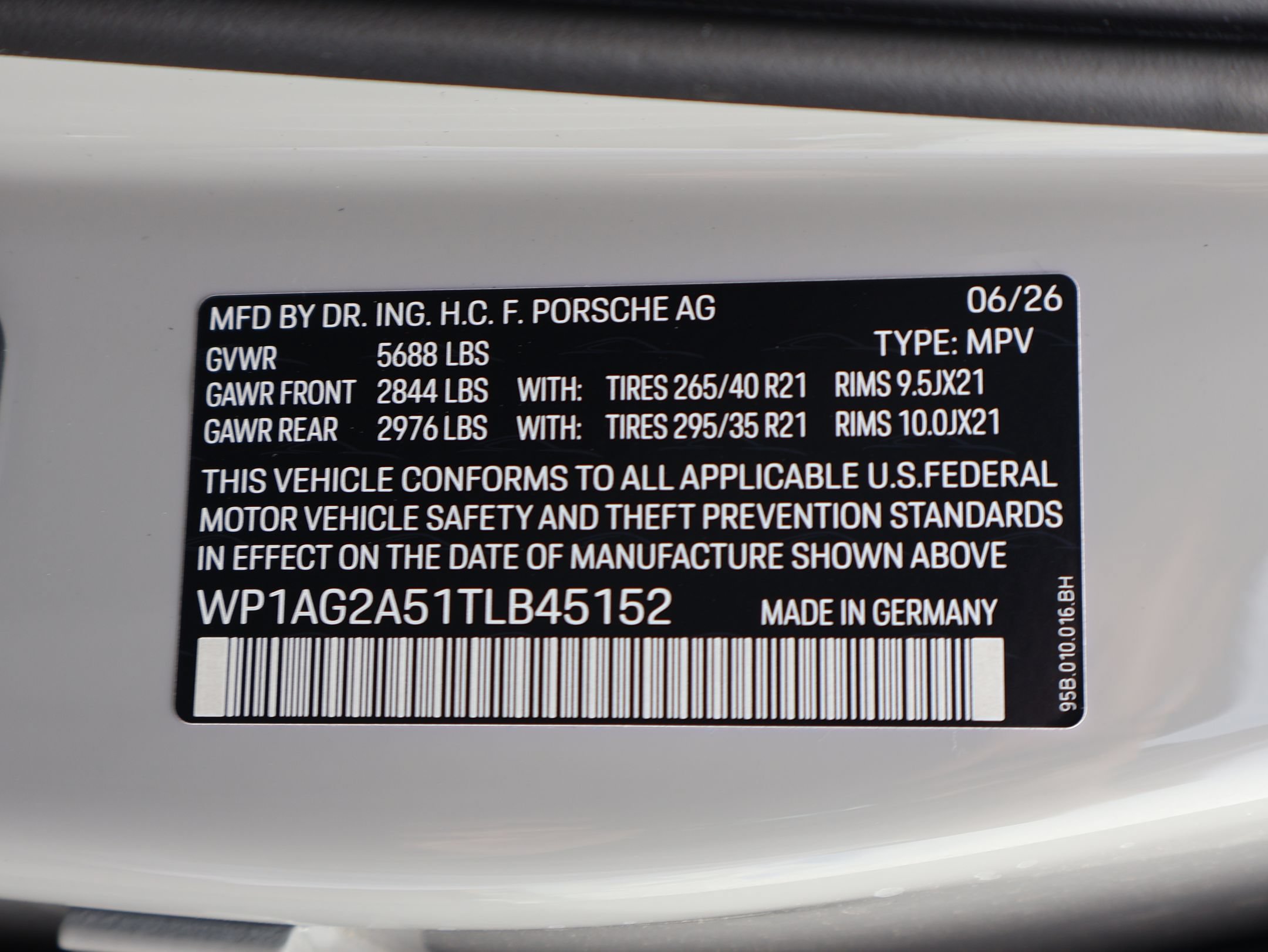 New 2026 Porsche Macan S AWD/4WD image 32