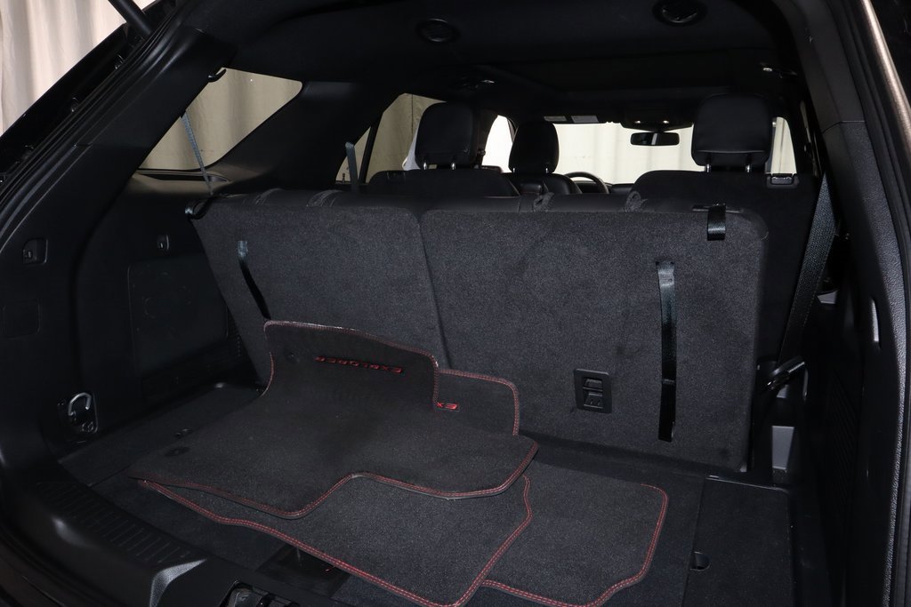 Certified 2024 Ford Explorer ST-Line w/ Class IV Trailer Tow Package image 17