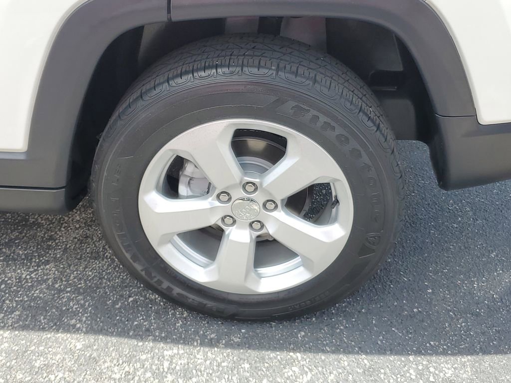 Used 2019 Jeep Compass Latitude image 5