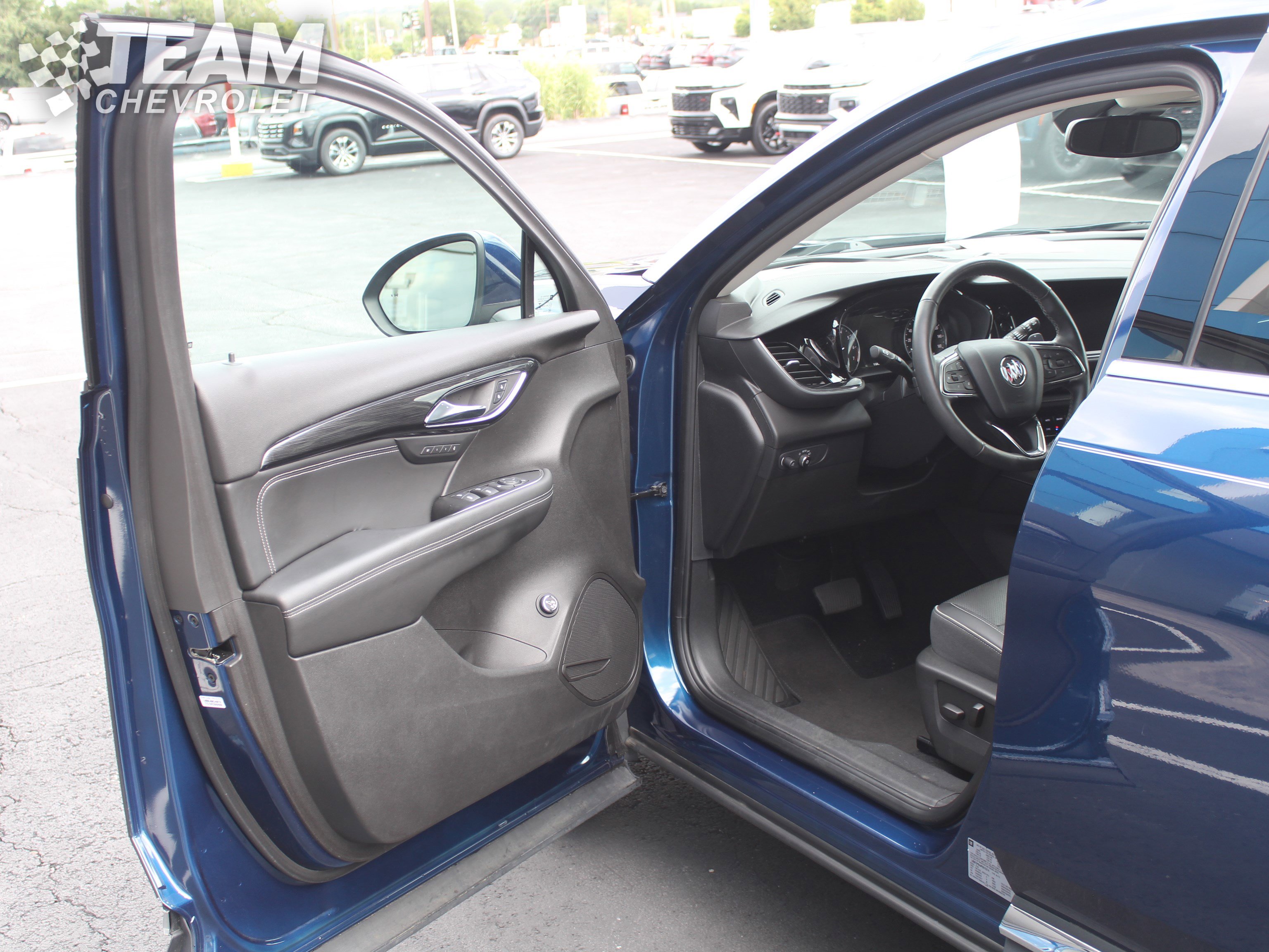 Certified 2023 Buick Envision Essence image 10