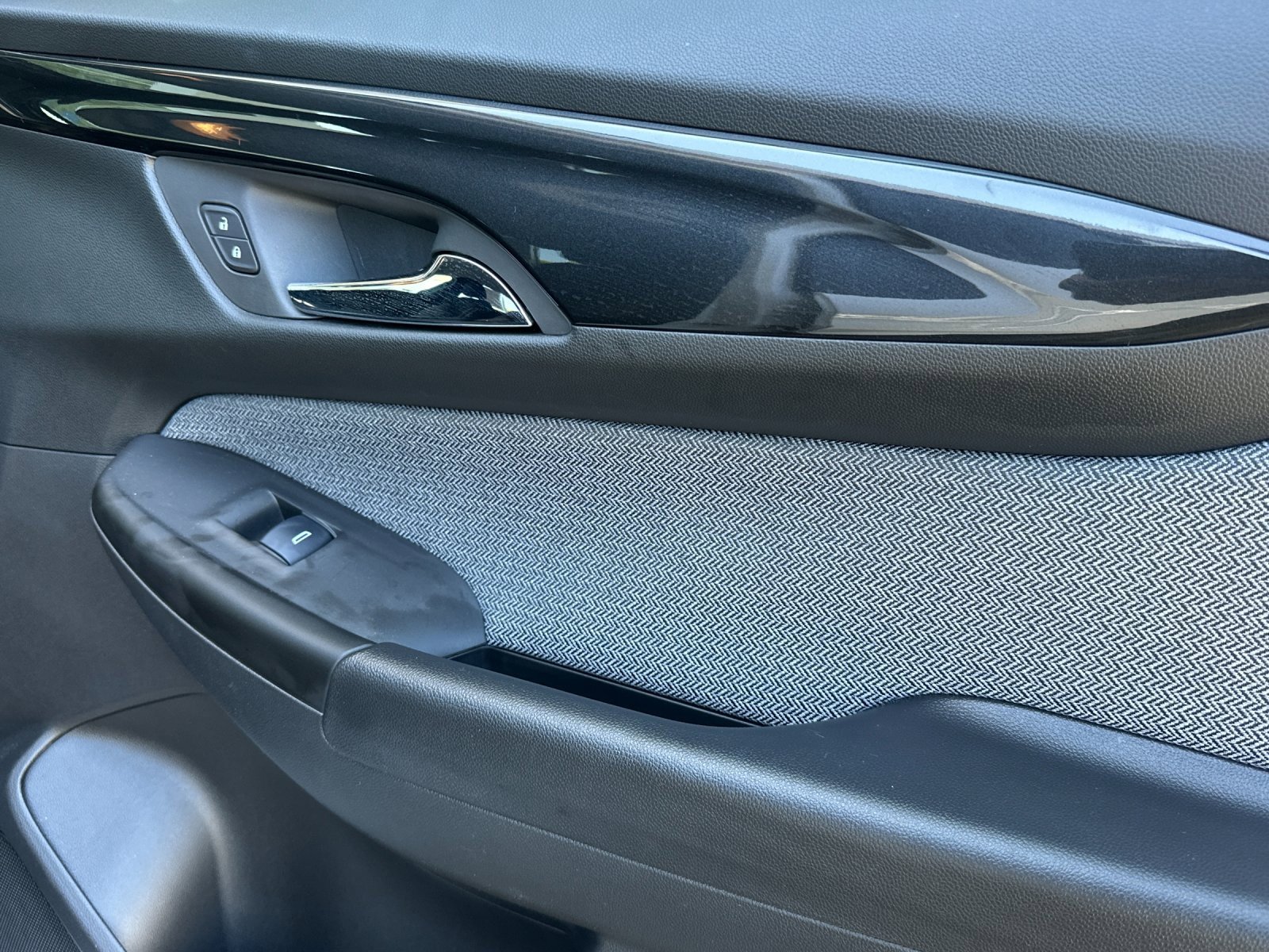 Used 2024 Chevrolet TrailBlazer LT w/ LT Cold Weather Package image 19