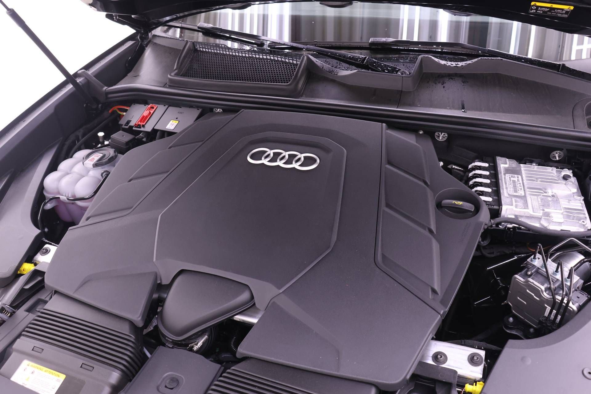 New 2026 Audi Q8 Prestige AWD/4WD image 17