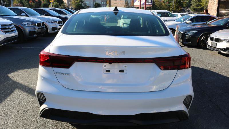 Used 2024 Kia Forte LXS FWD image 8
