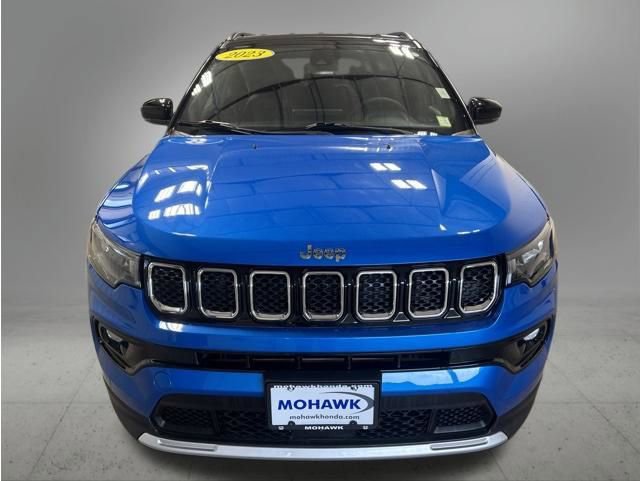 Used 2023 Jeep Compass Limited AWD/4WD image 8
