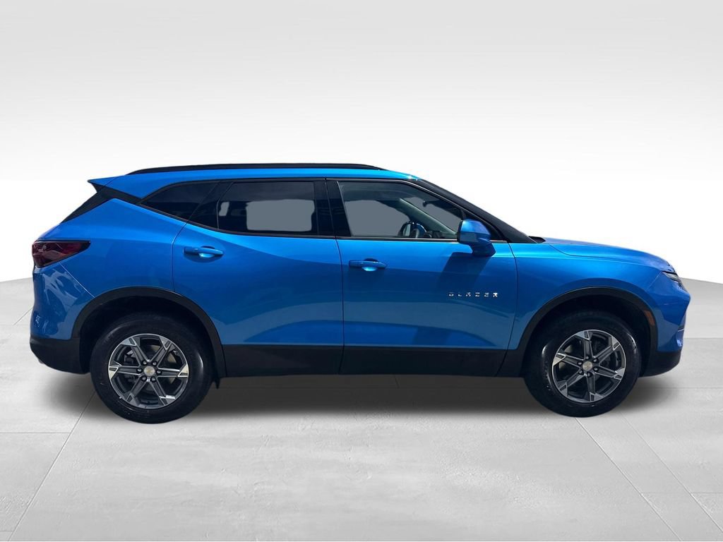 Used 2024 Chevrolet Blazer LT w/ Convenience Package FWD image 15