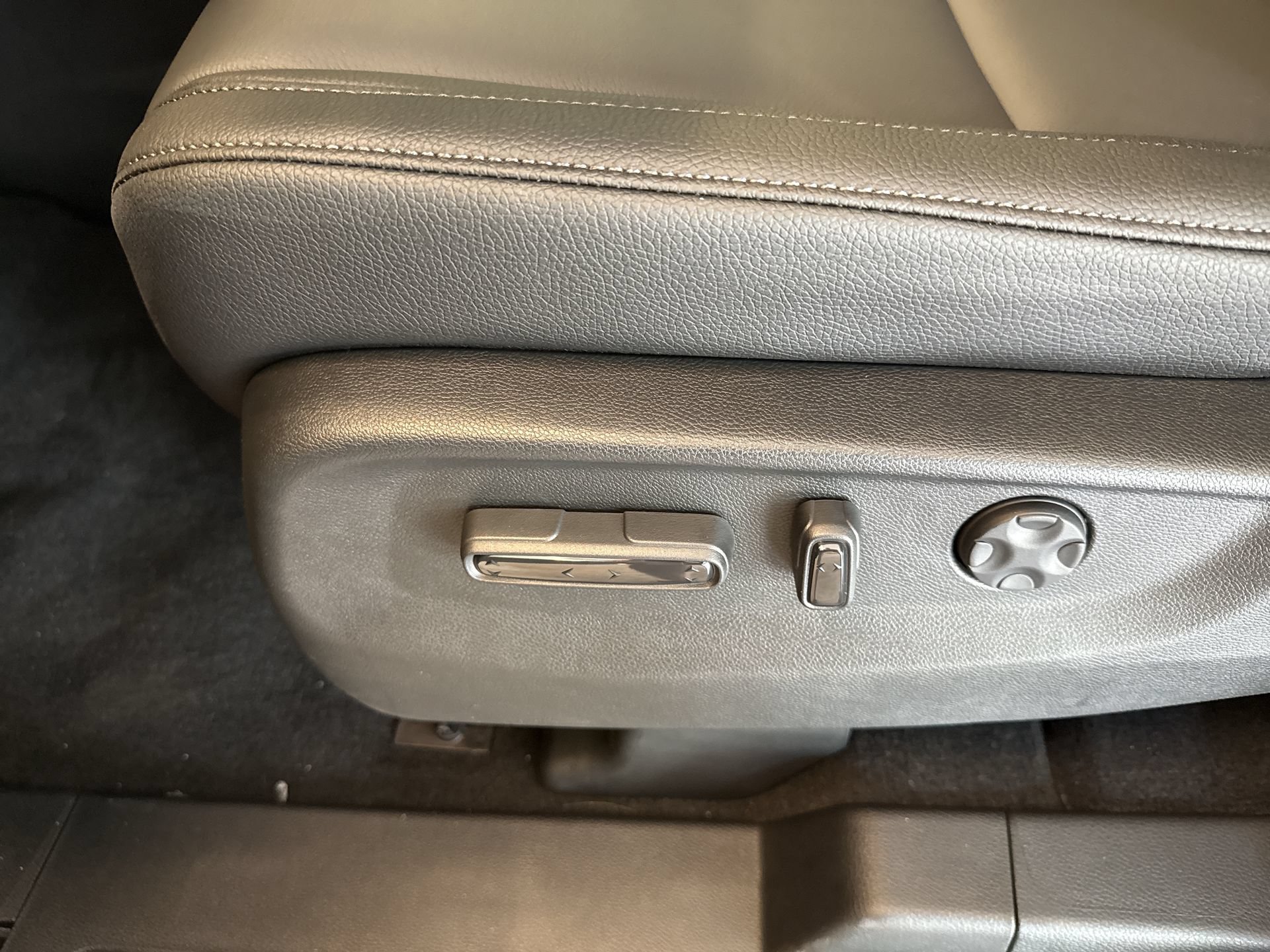New 2026 Honda Odyssey EX-L image 14