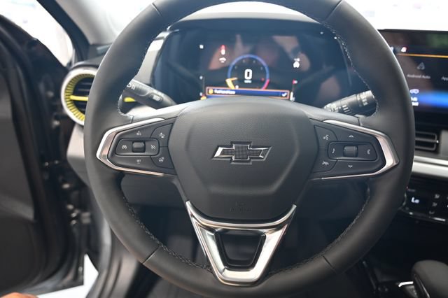 New 2026 Chevrolet Trax LT w/ Sunroof Package FWD image 21