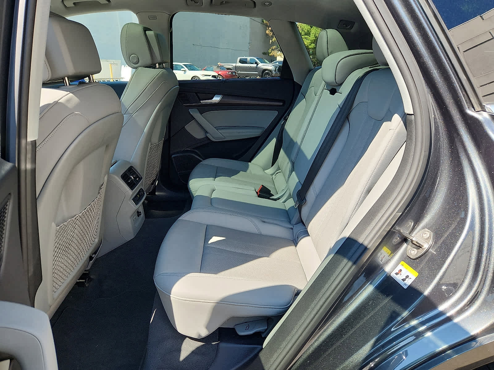 Used 2023 Audi Q5 2.0T Premium Plus w/ Premium Plus Package image 11