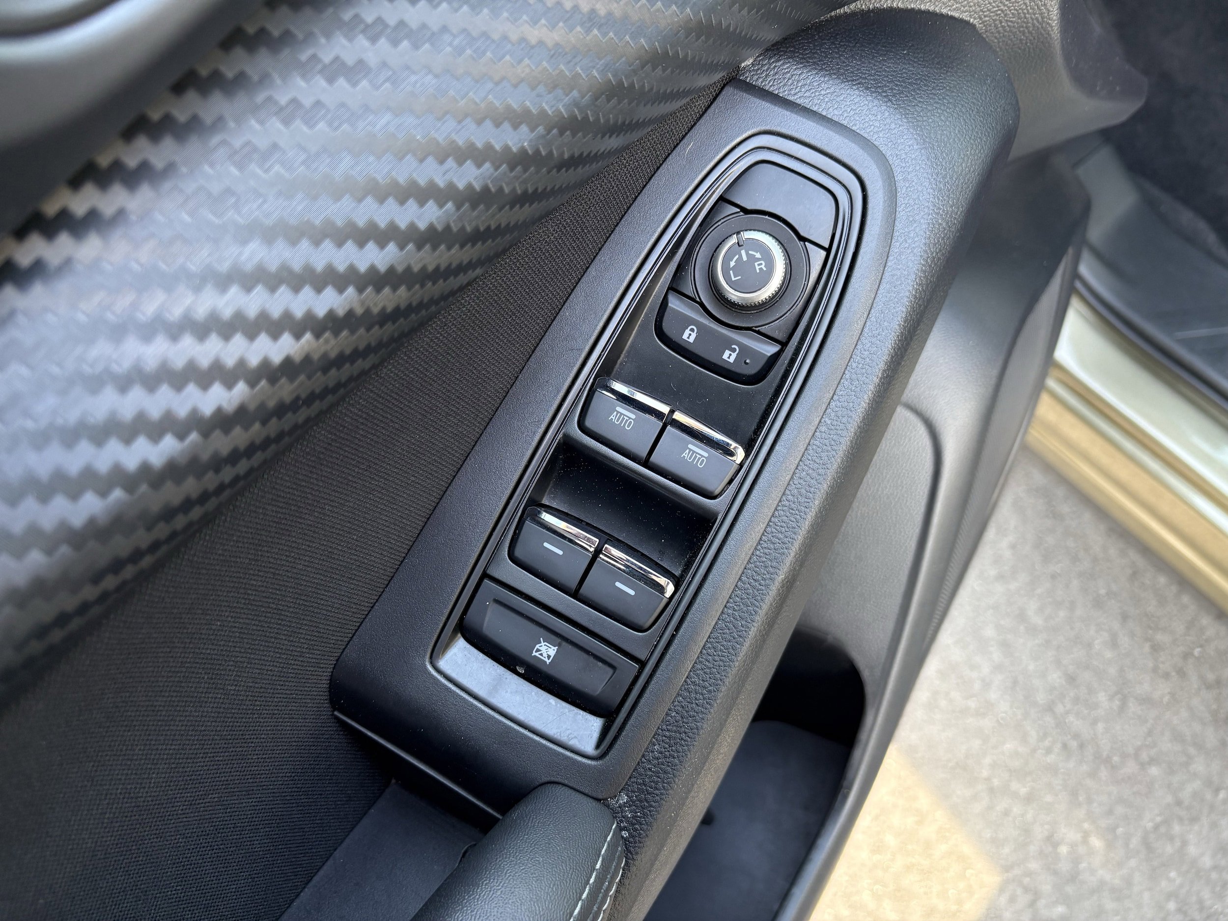 Certified 2025 Subaru Ascent Premium image 25