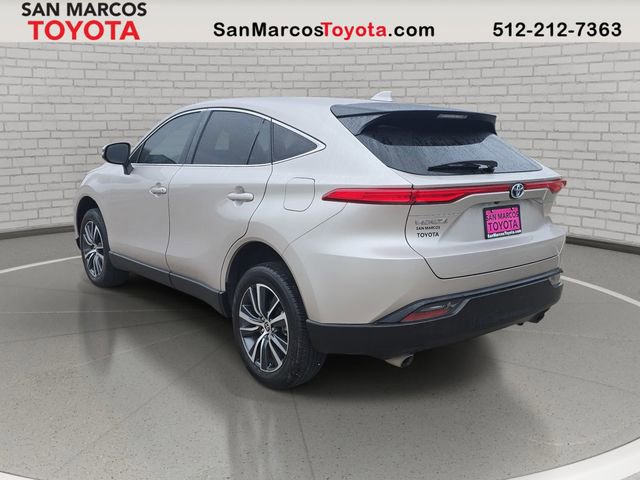 Used 2023 Toyota Venza LE image 7