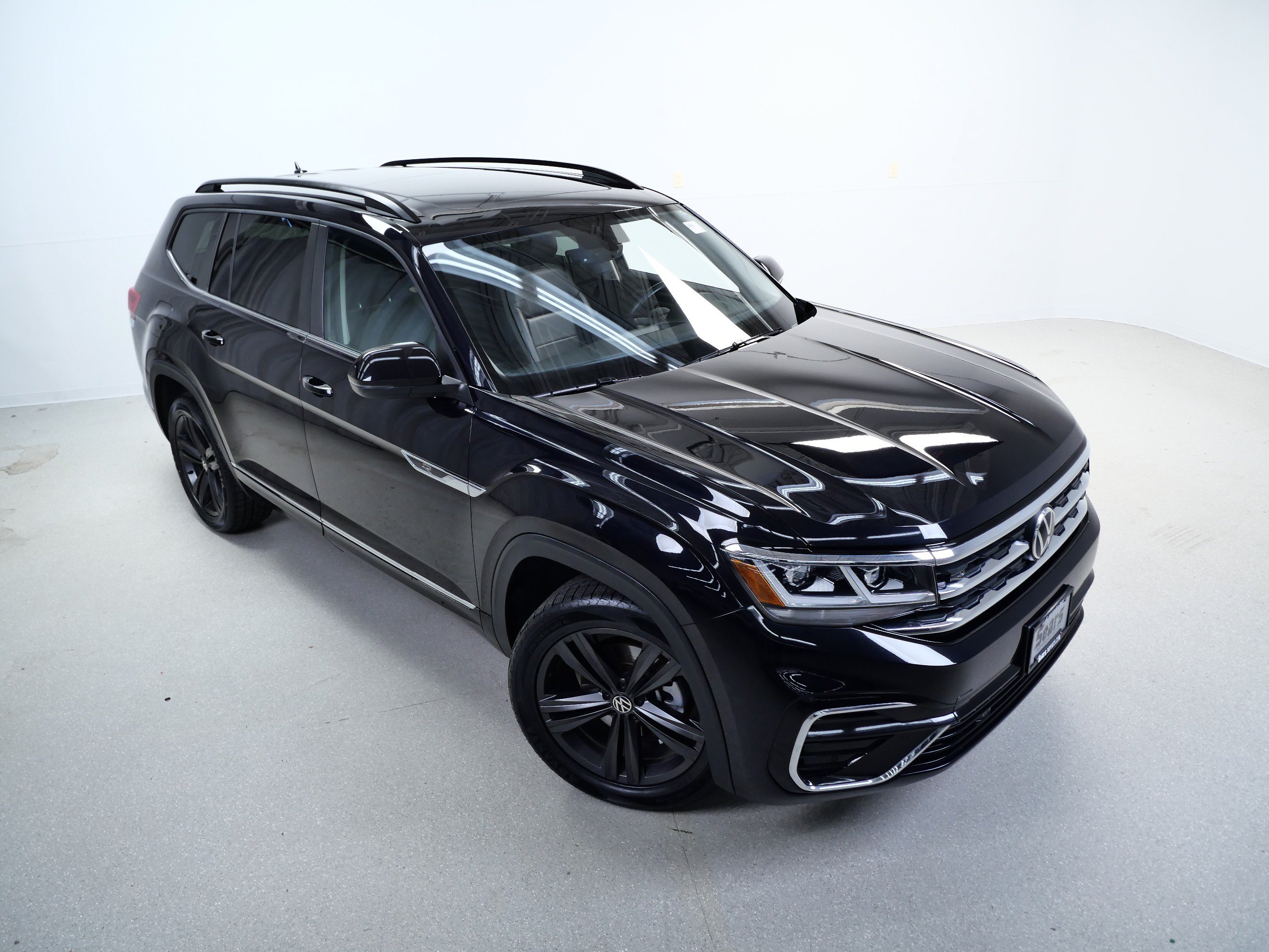 Used 2021 Volkswagen Atlas SE AWD/4WD image 4
