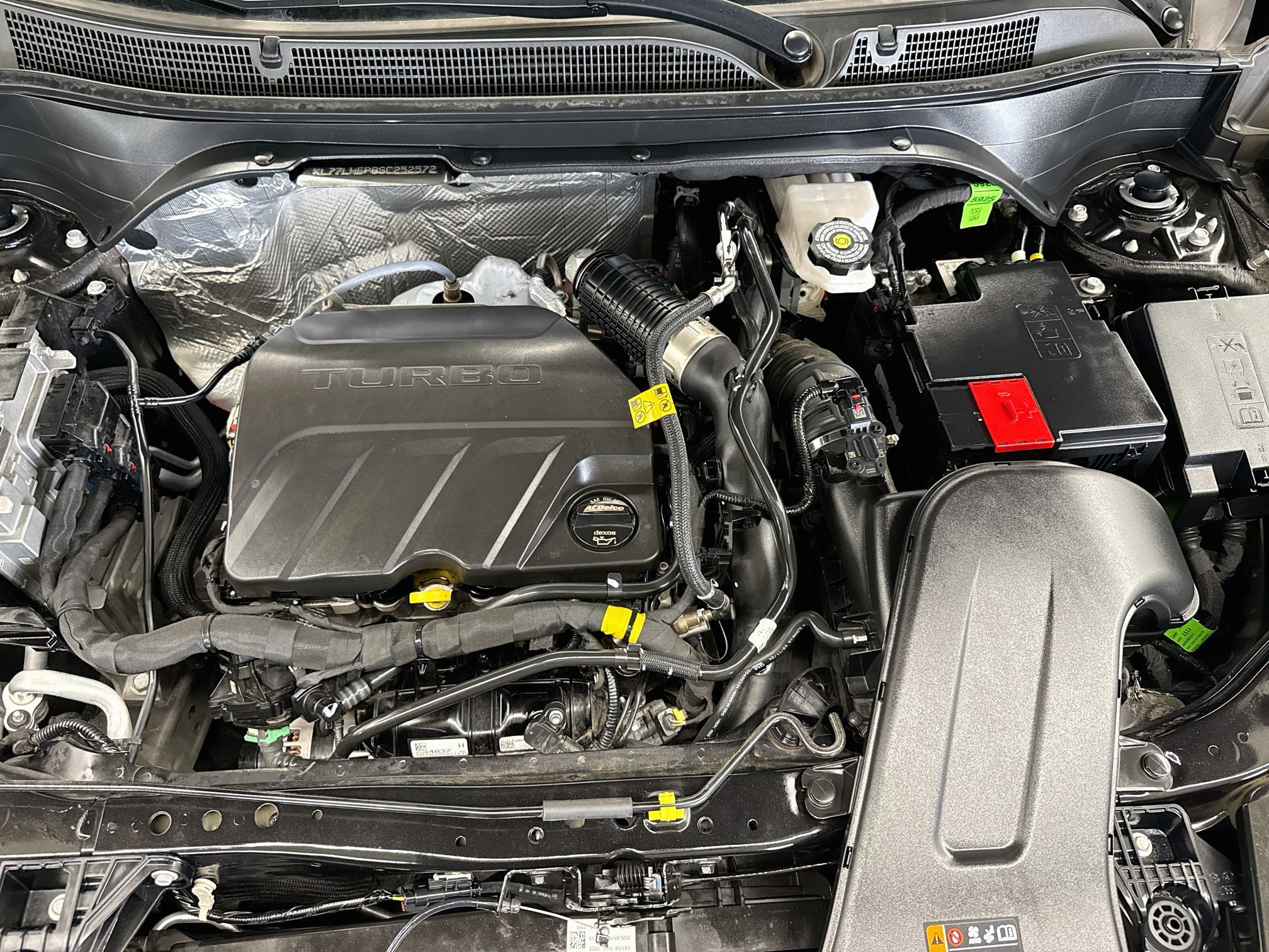 Used 2025 Chevrolet Trax LT FWD image 31