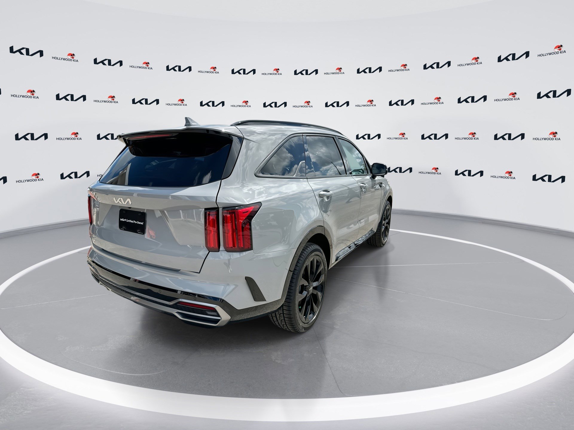 Certified 2023 Kia Sorento SX FWD image 8