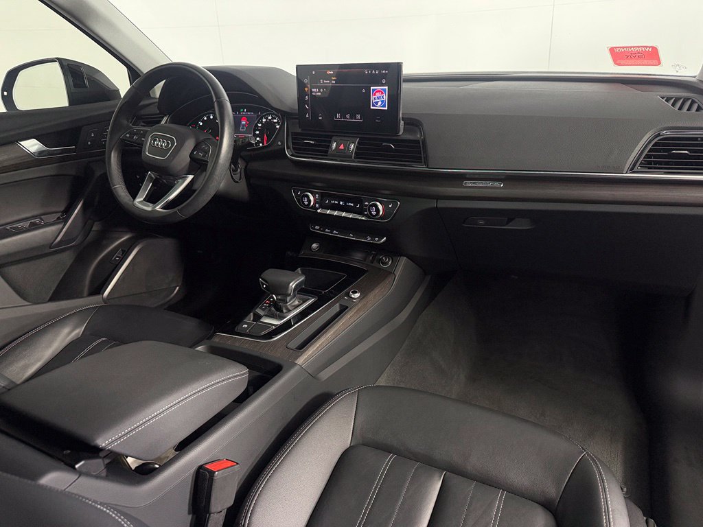 Used 2023 Audi Q5 2.0T Premium w/ Convenience Package AWD/4WD image 16