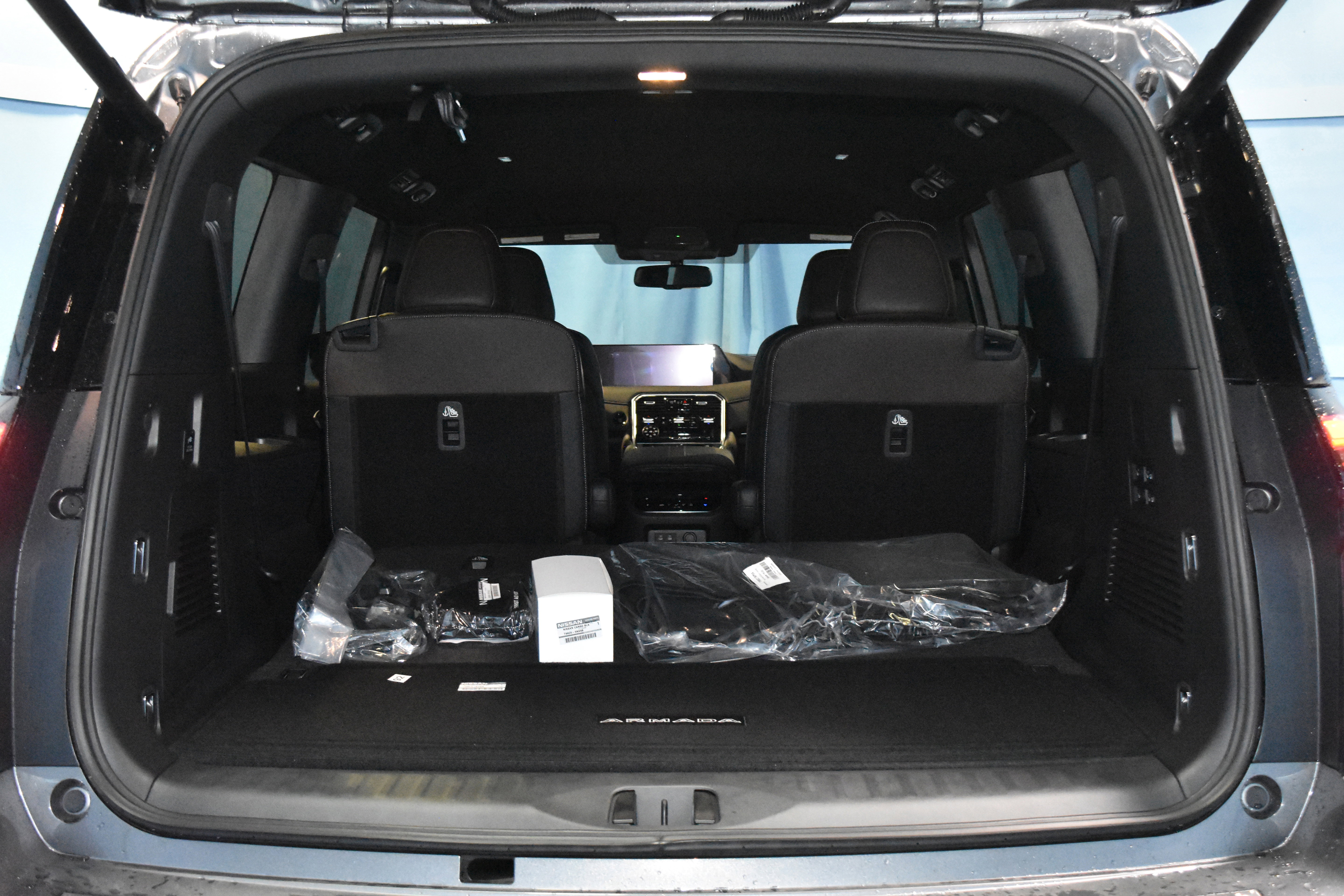 New 2026 Nissan Armada SL w/ Captain's Chari Seat Package image 25