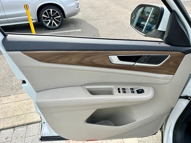 Used 2024 Volkswagen Atlas SE image 10