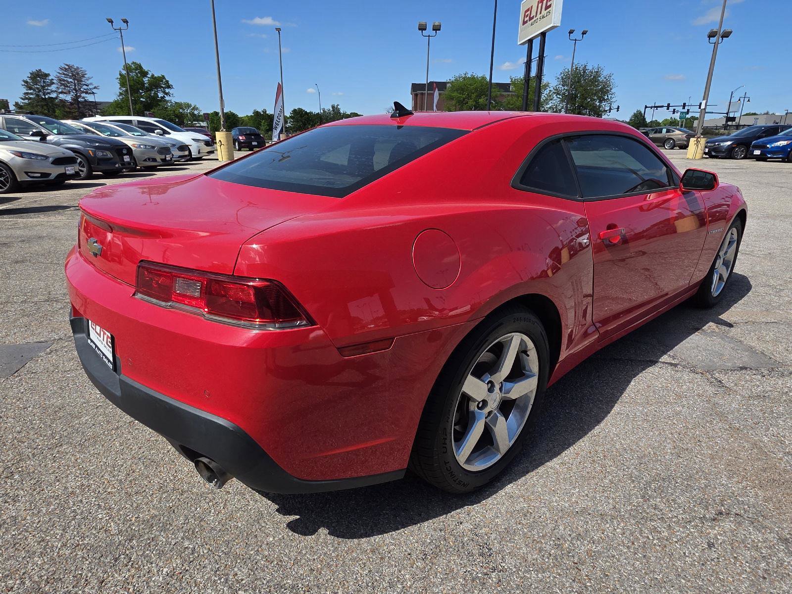 Used 2015 Chevrolet Camaro LT w/ 1LT Preferred Package RWD image 5