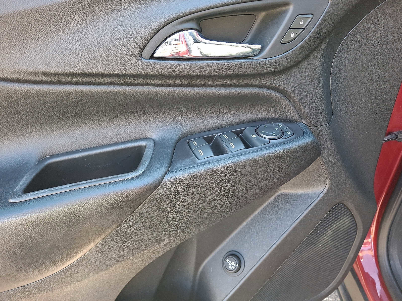 Used 2020 Chevrolet Equinox LT image 14