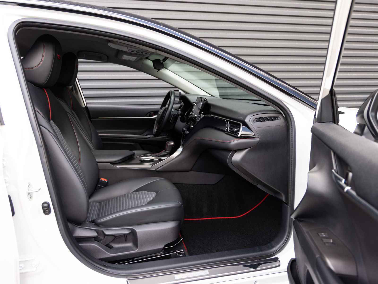 Used 2022 Toyota Camry TRD image 28