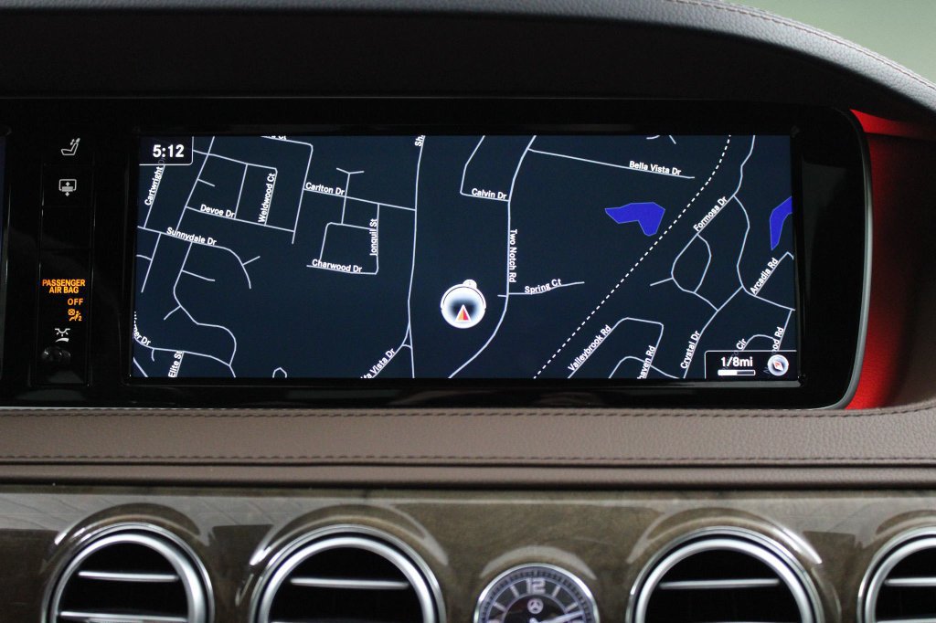 Used 2017 Mercedes-Benz S 550 Sedan image 36