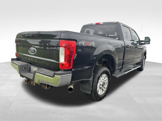 Used 2019 Ford F250 XLT AWD/4WD image 3