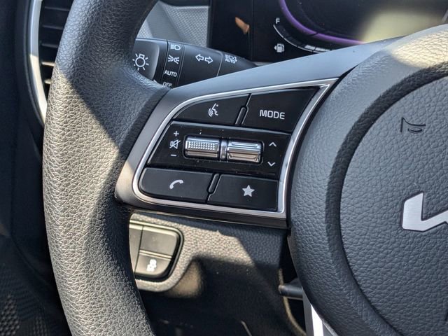 Used 2025 Kia Seltos LX image 23