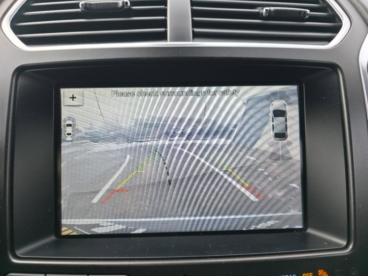 Used 2018 Ford Explorer Platinum image 39