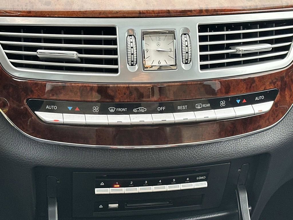 Used 2008 Mercedes-Benz S 550 image 12