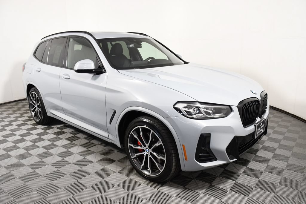 Used 2022 BMW X3 xDrive30i w/ M Sport Package 2 AWD/4WD image 8