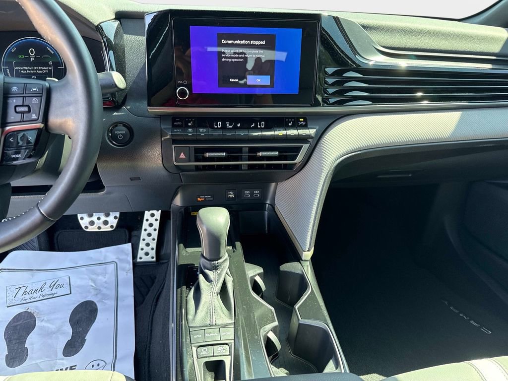 Used 2025 Toyota Camry SE w/ Convenience Package AWD/4WD image 23