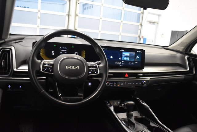 Used 2024 Kia Sorento S AWD/4WD image 23