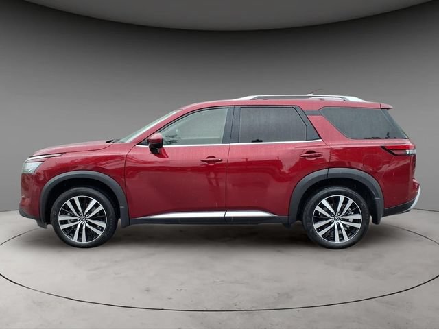 Certified 2025 Nissan Pathfinder Platinum w/ Cargo Package FWD image 2