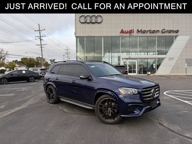 Used 2025 Mercedes-Benz GLS 580 4MATIC image 1