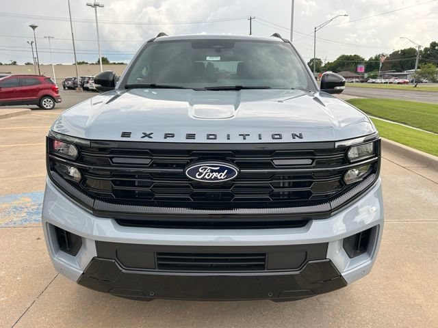 New 2027 Ford Expedition Max Platinum w/ Stealth Appearance Package AWD/4WD image 3