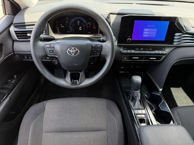 Used 2025 Toyota Camry LE FWD image 11