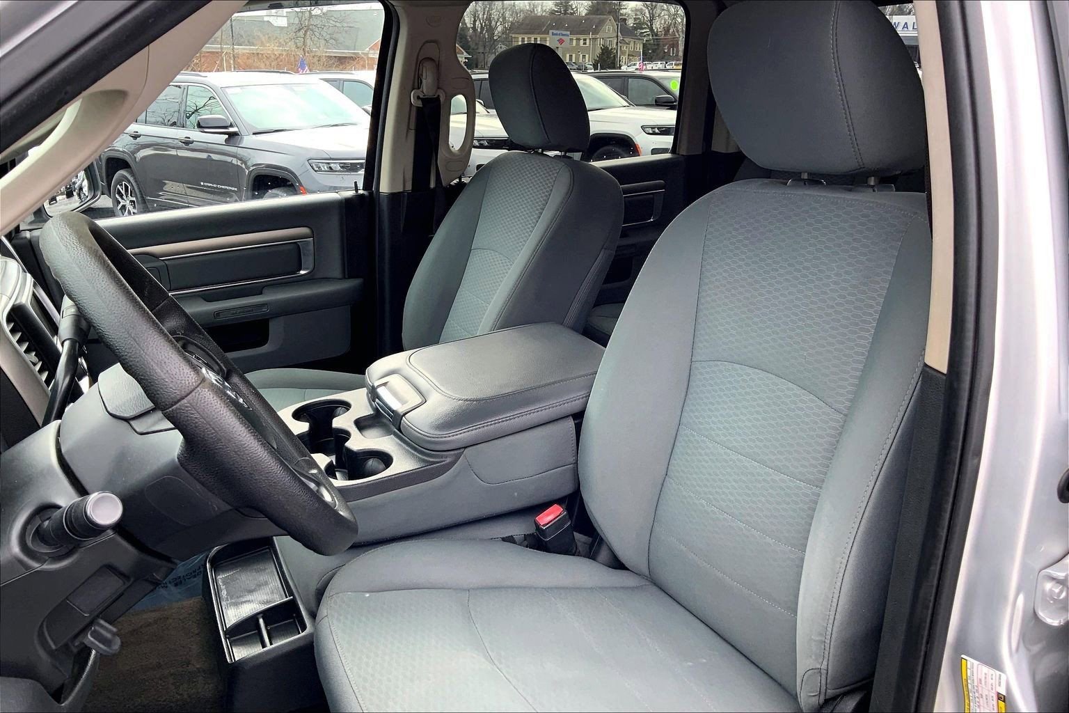 Used 2017 RAM 2500 SLT image 8