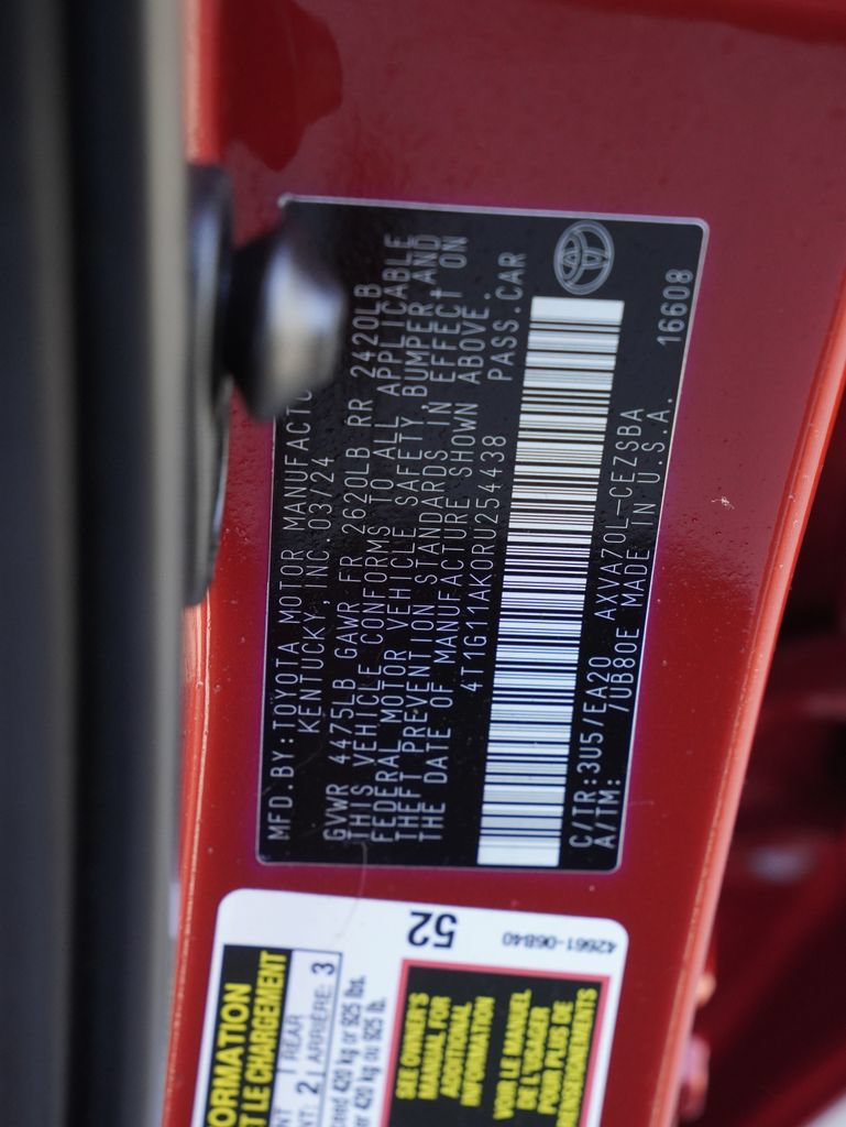 Used 2024 Toyota Camry SE FWD image 31