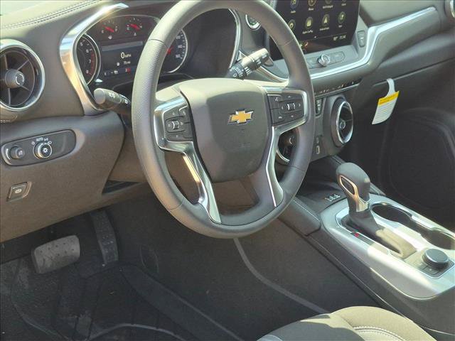 New 2026 Chevrolet Blazer LT w/ Convenience Package FWD image 3