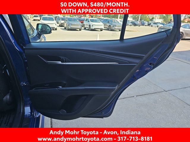 Used 2025 Toyota Camry SE FWD image 33