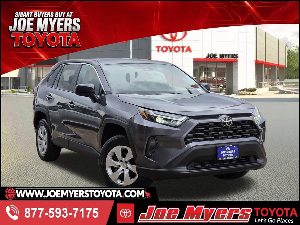 Used 2025 Toyota RAV4 LE FWD image 1