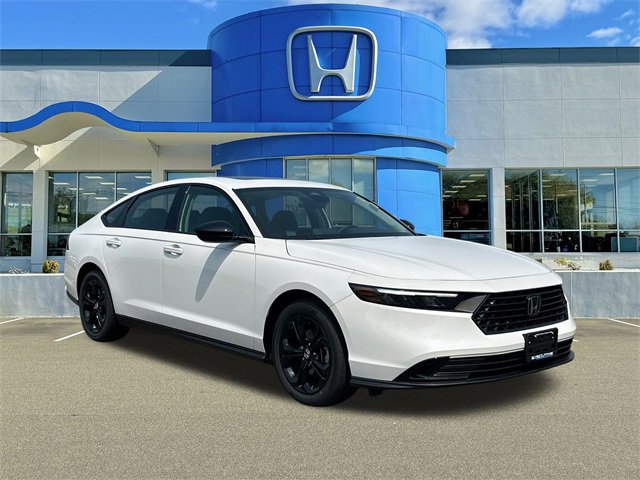 New 2025 Honda Accord SE