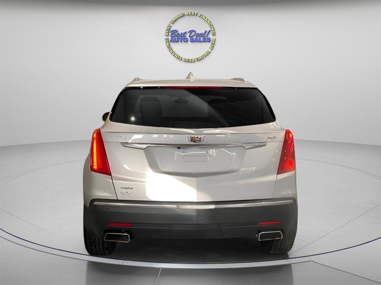 Used 2019 Cadillac XT5 Luxury AWD/4WD image 4