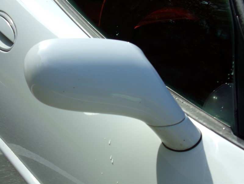 Used 2000 Chevrolet Corvette Coupe w/ Roof Pkg RWD image 13