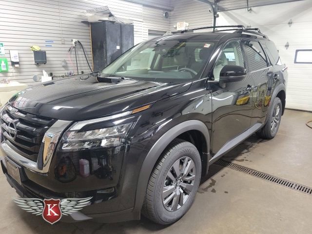 New 2025 Nissan Pathfinder SV