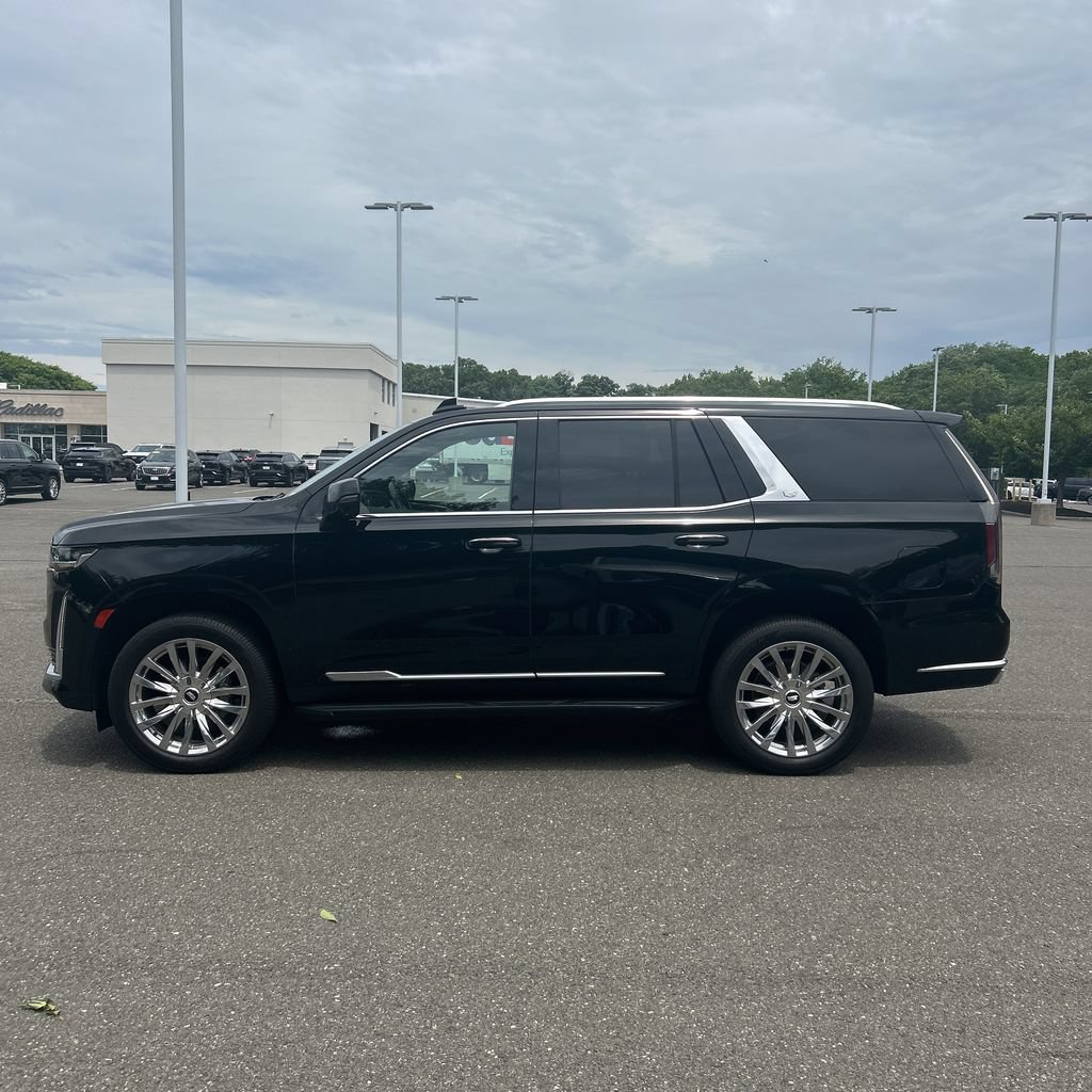 Used 2022 Cadillac Escalade Premium Luxury AWD/4WD image 9