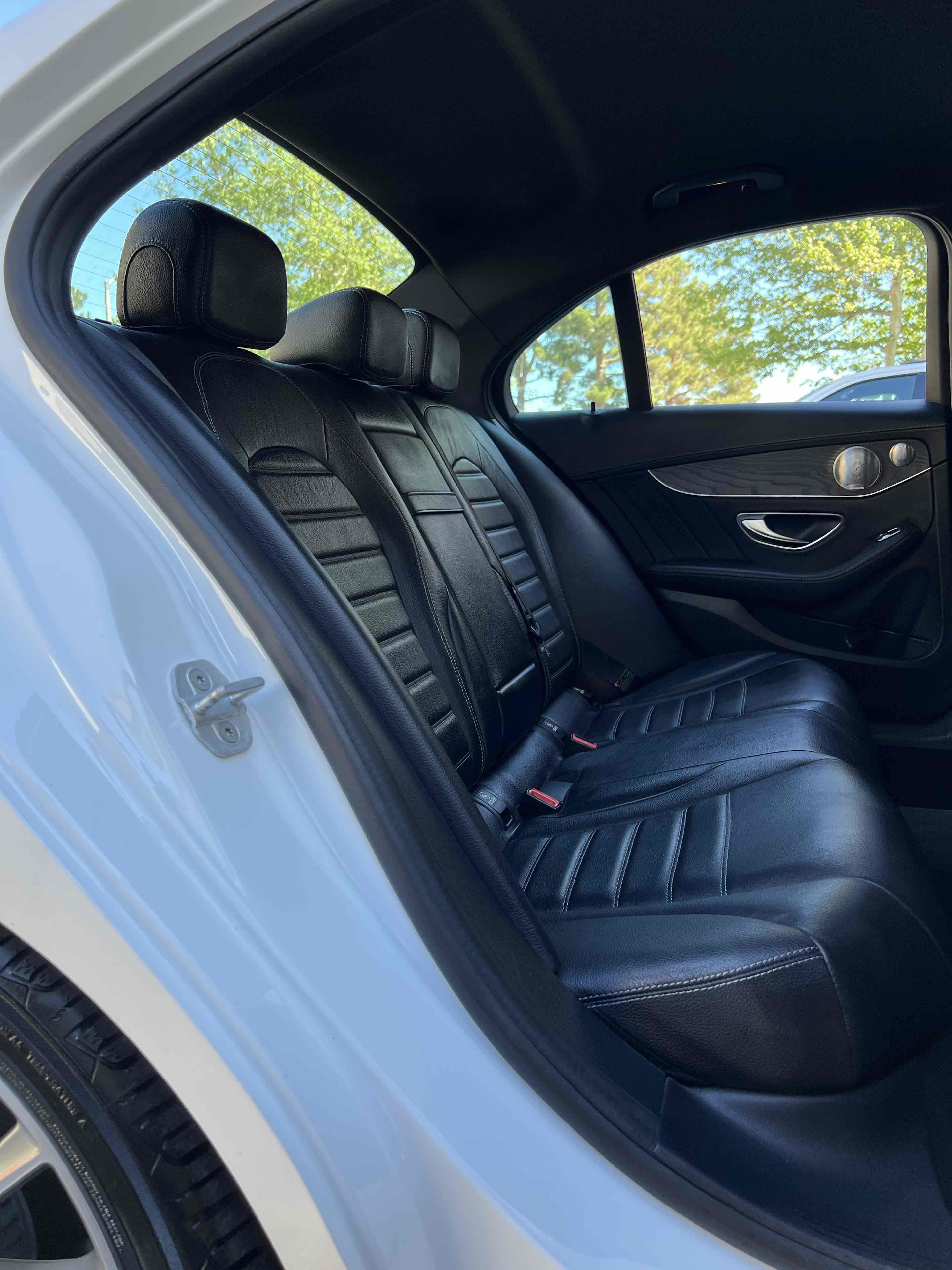 Used 2015 Mercedes-Benz C 300 Sport image 21