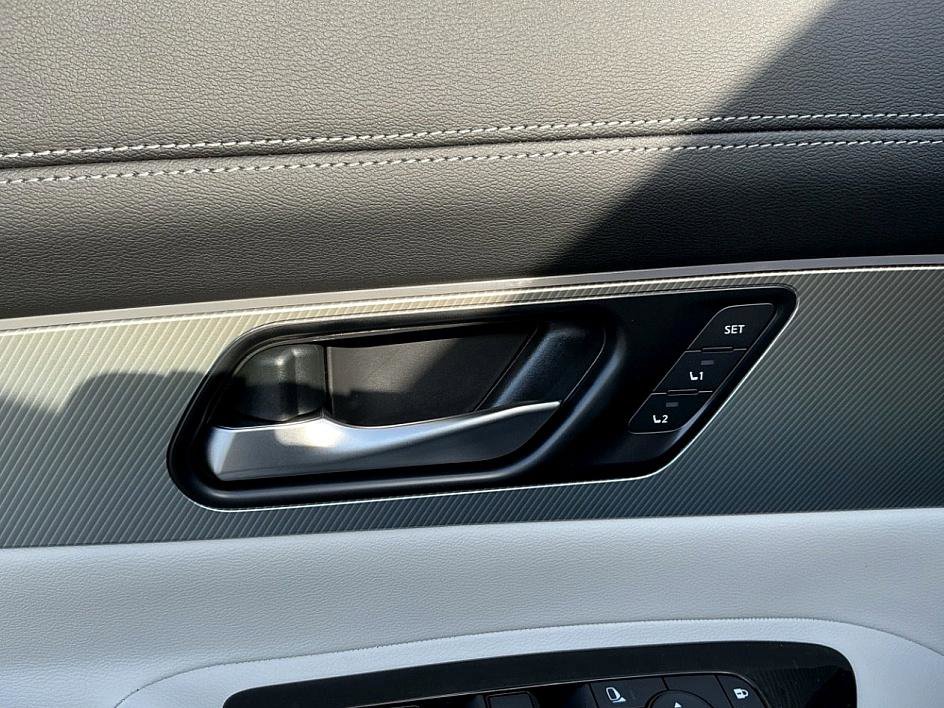 New 2026 Nissan Murano SL image 12